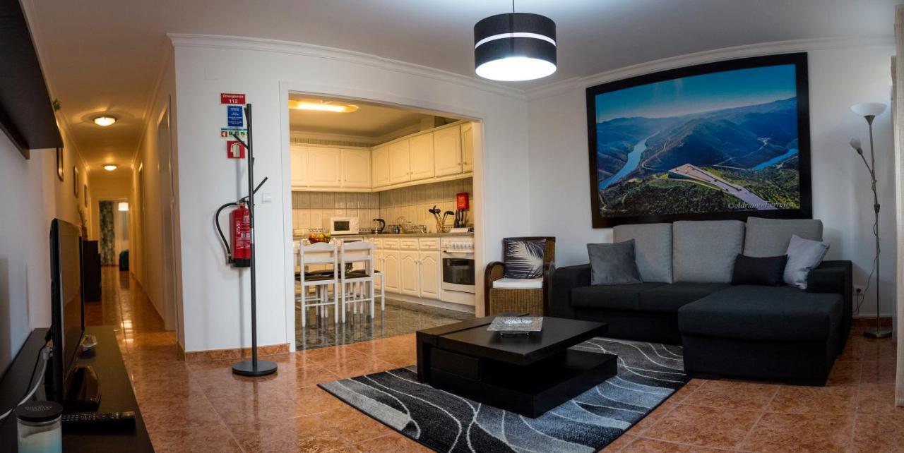 Casa Da Rocha - Alojamento Local Вила-Нова-ди-Фош-Коа Экстерьер фото